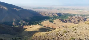 چشم انداز زیبا از دره بوژان ، نیشابور
